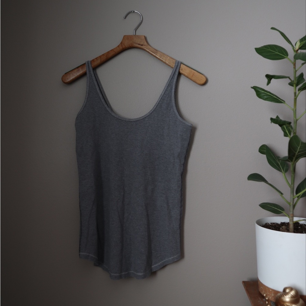 Lululemon Ribbed Tank - Picture 3 of 4